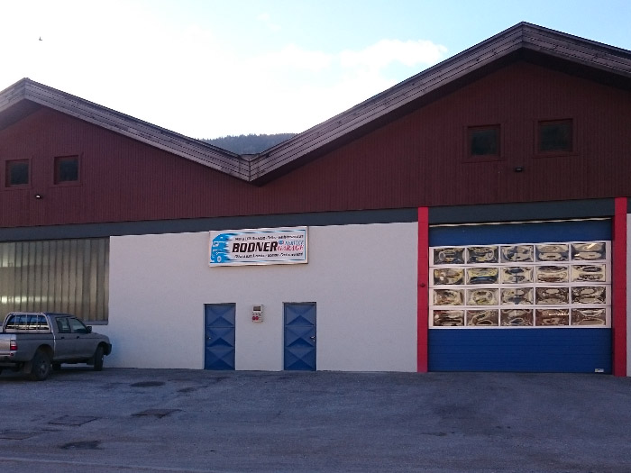 PKW & LKW Werkstatt - Reifencenter - Revisionszentrum - Bodner Garage,  Niederdorf, Südtirol